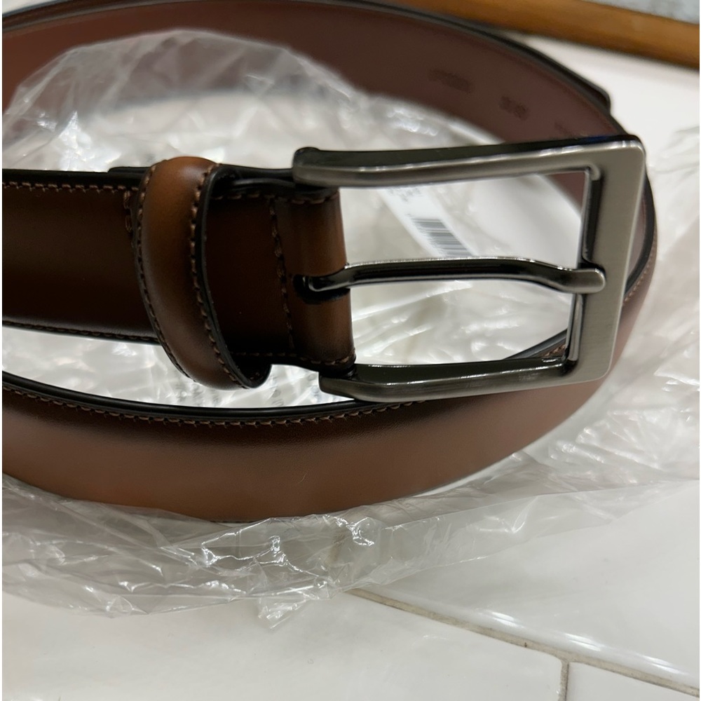 Men’s Perry Ellis Portfolio belt. Brown leather. Size 36. - Picture 3 of 6